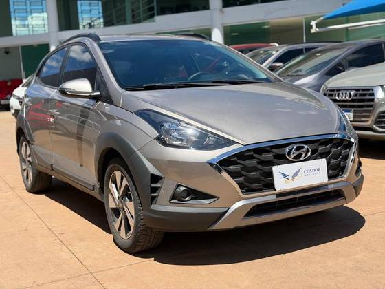 HYUNDAI HB20X 1.6 16V FLEX VISION MANUAL HYUNDAI HB20X 1.6 16V FLEX VISION MANUAL